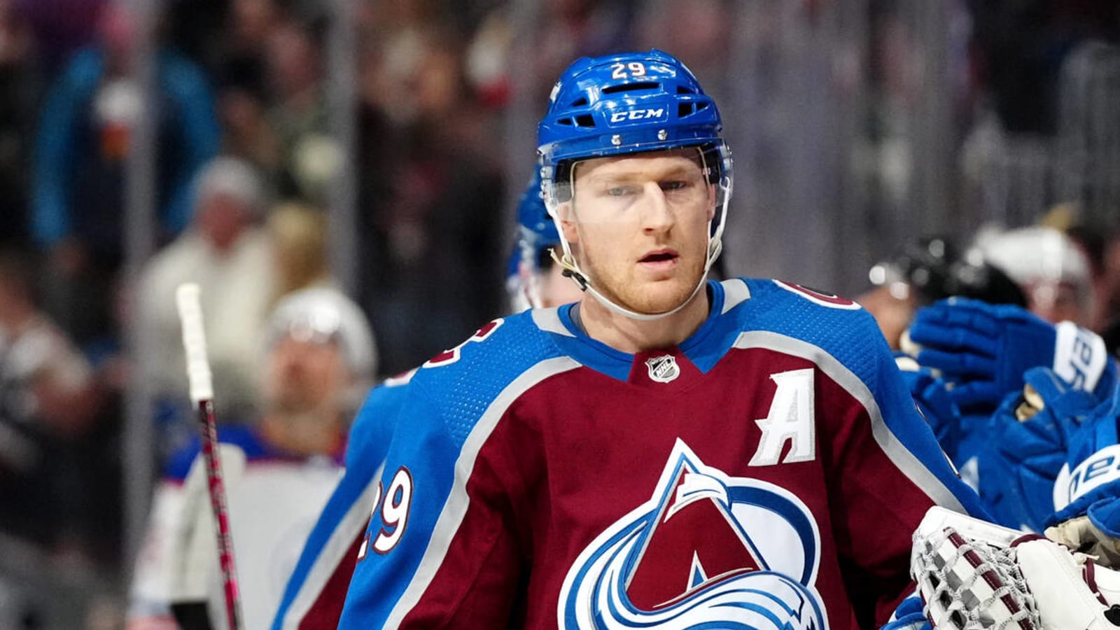 Watch: Avalanche's MacKinnon puts exclamation point on season