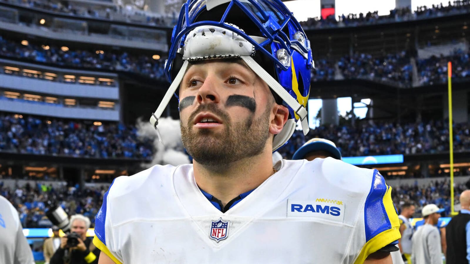 Clear favorite emerging in Bucs' QB competition? Yardbarker