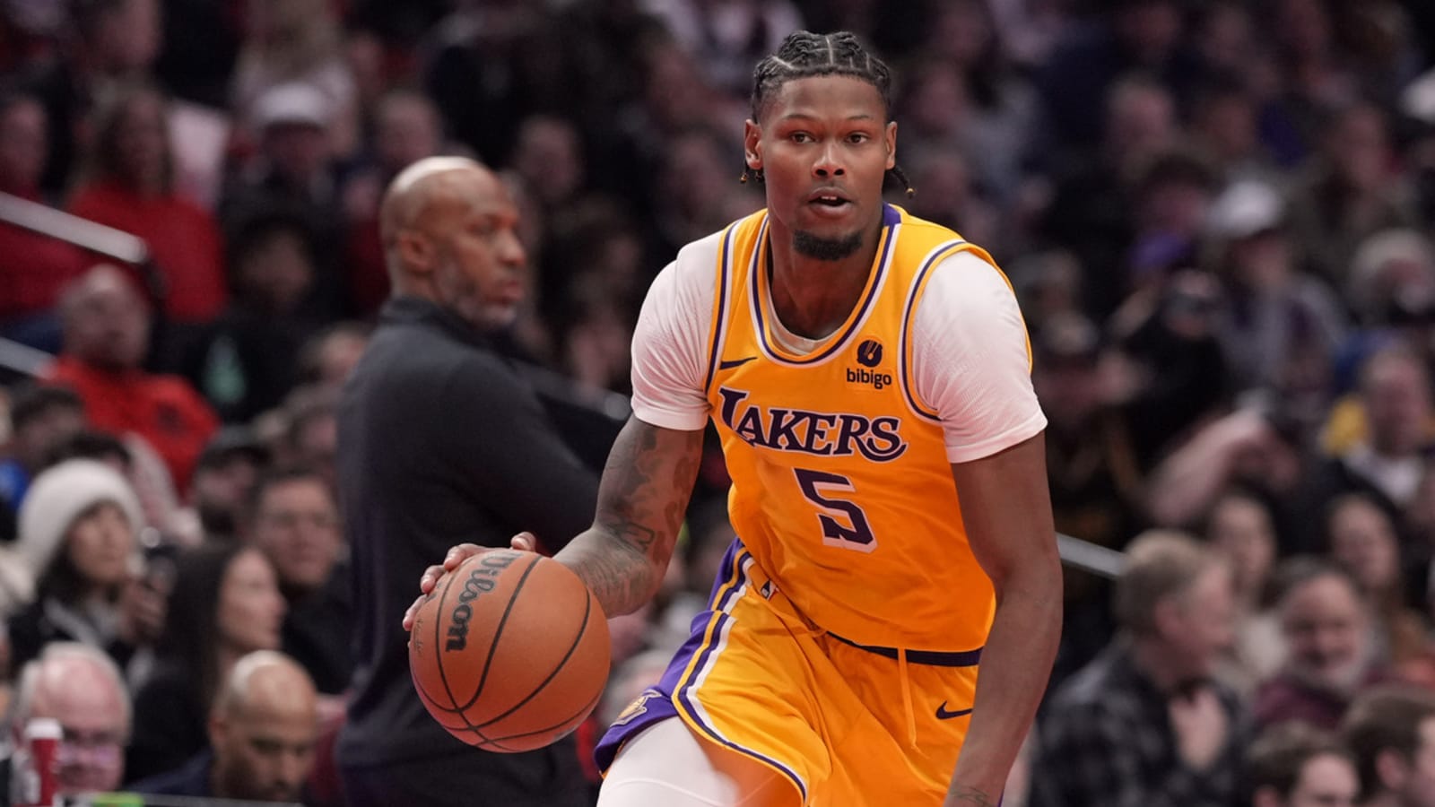 Lakers forward who just saw double-digit starts picks up option