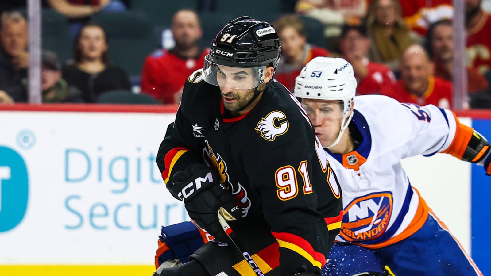 Ex-GM Makes Bold Trade Plea, Maple Leafs 'Kicking Tires' on Old Star ...