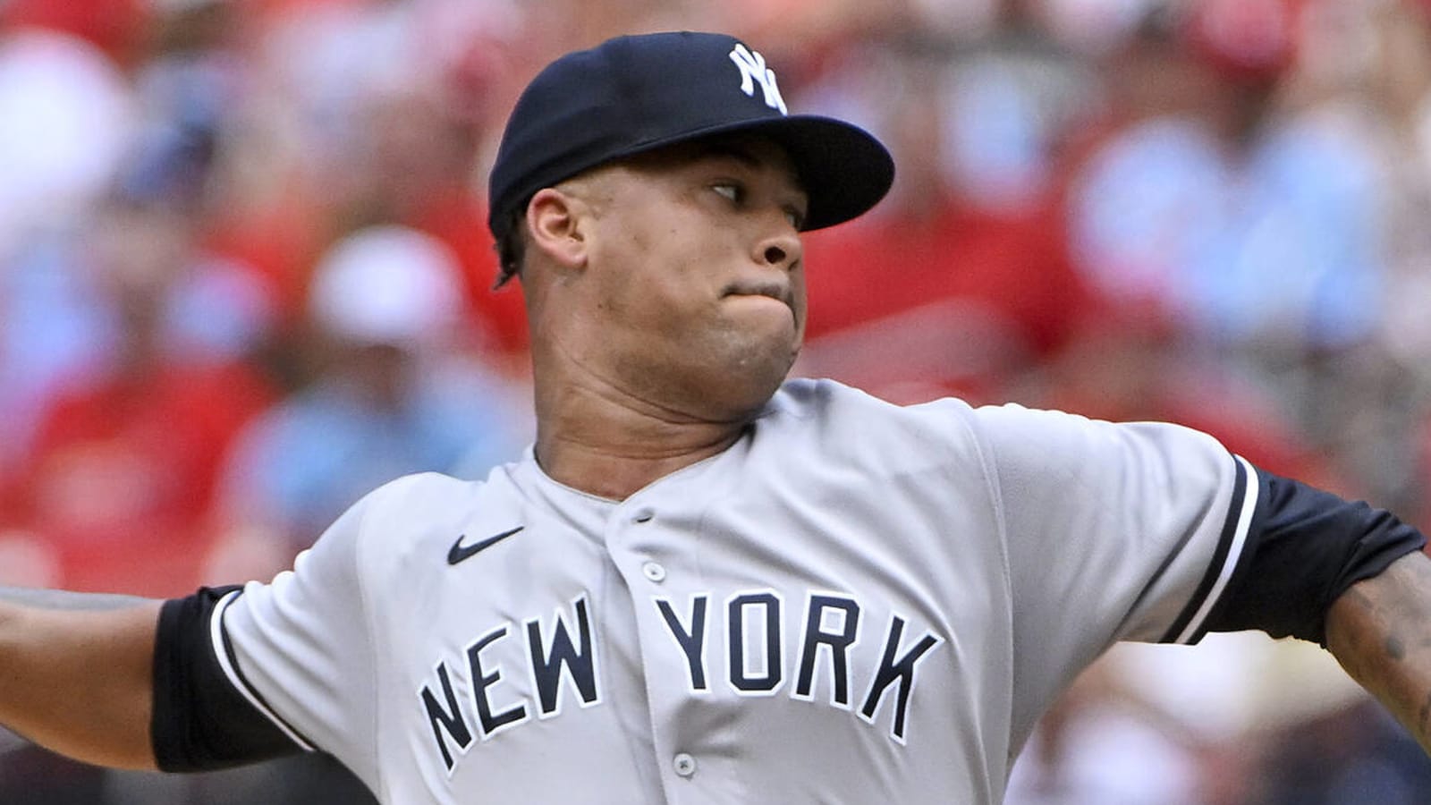 Frankie Montas lasts three innings in Yankees debut