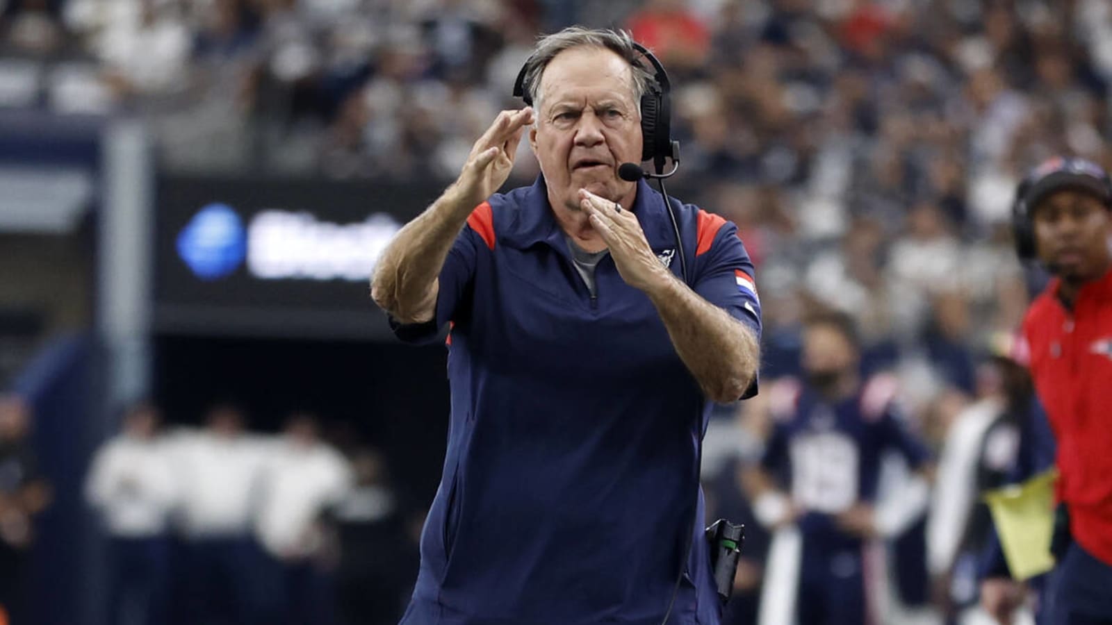 Ex-Patriots star shares whether he thinks Bill Belichick will retire