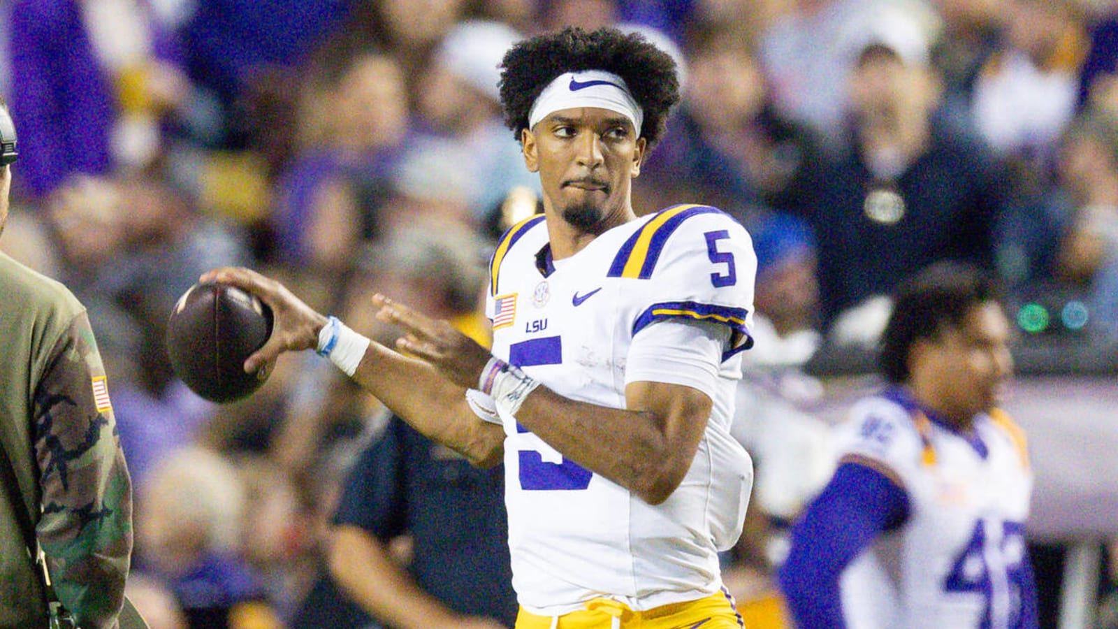 Mock draft has Raiders selecting LSU QB