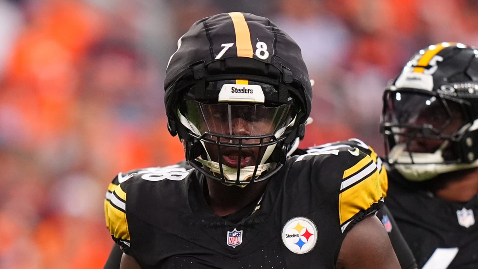 Steelers Place Guard James Daniels on IR