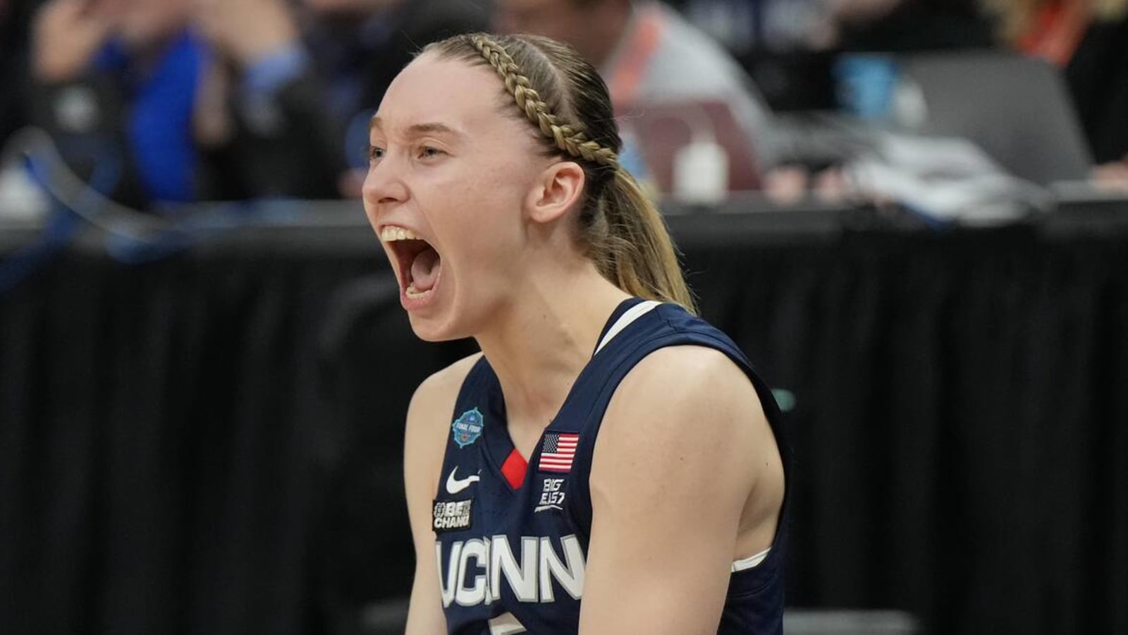 UConn's Paige Bueckers tears ACL; will miss 2022-23 season