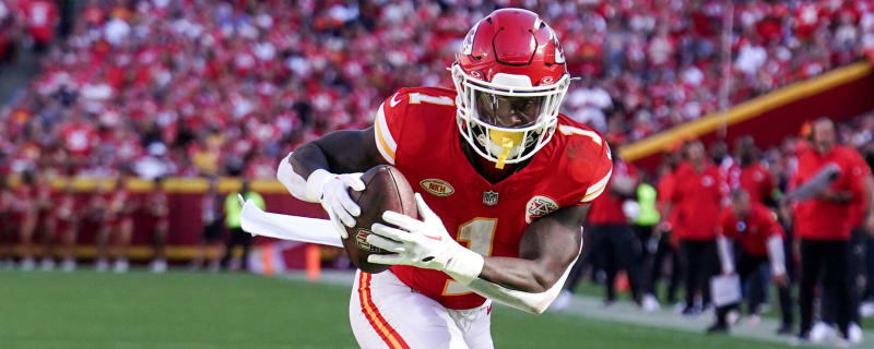 Chiefs place running back on IR
