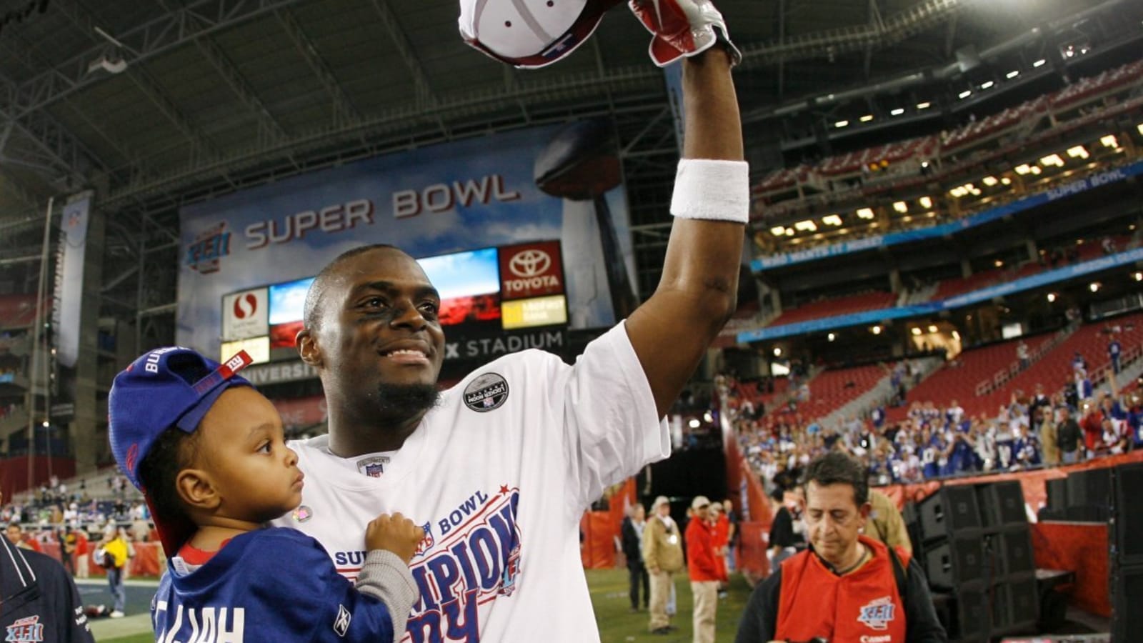 Former New York Giants Star Is Auctioning His Super Bowl XLII Ring