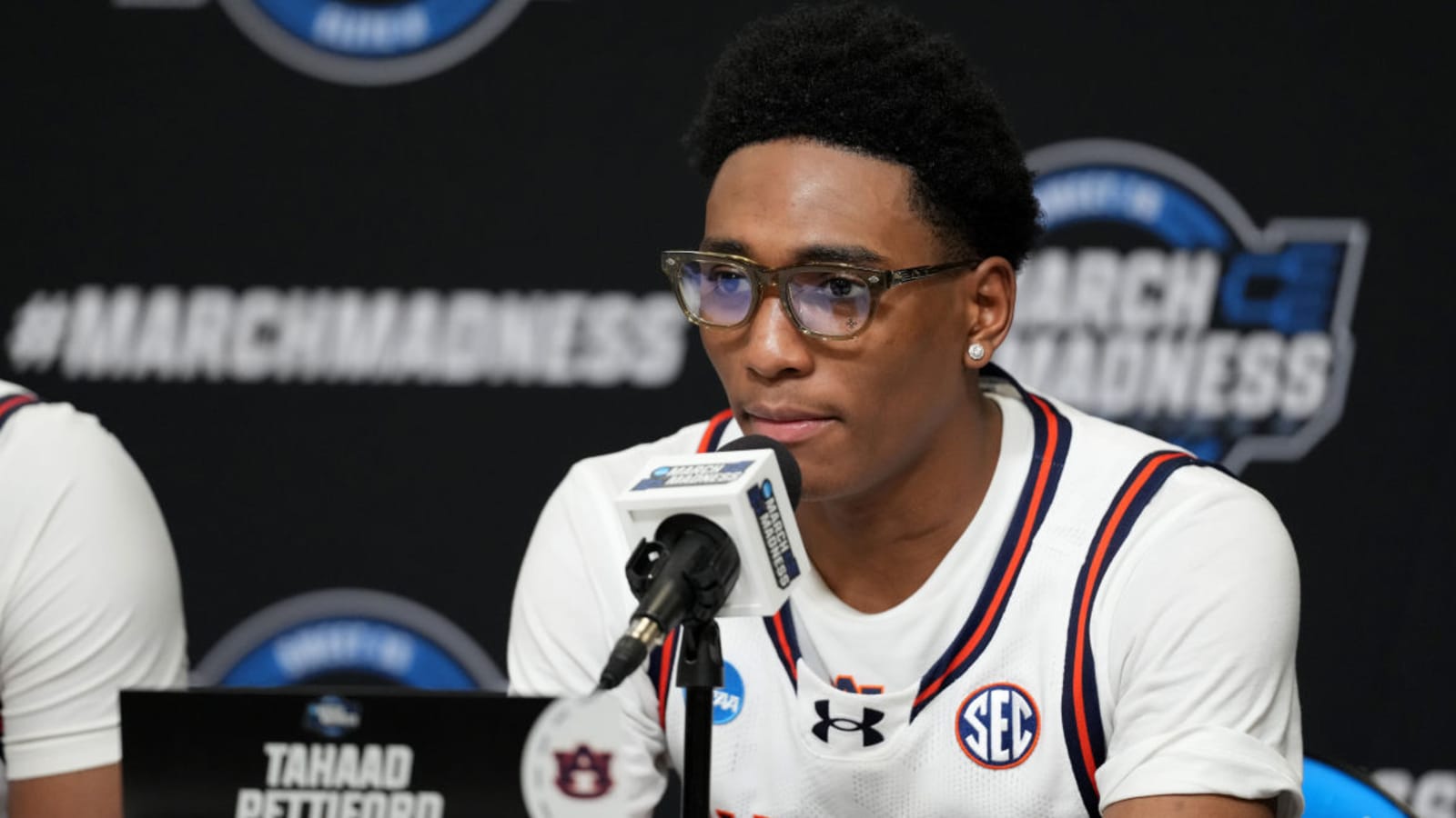 Tahaad Pettiford Has Message for Departing Auburn Star