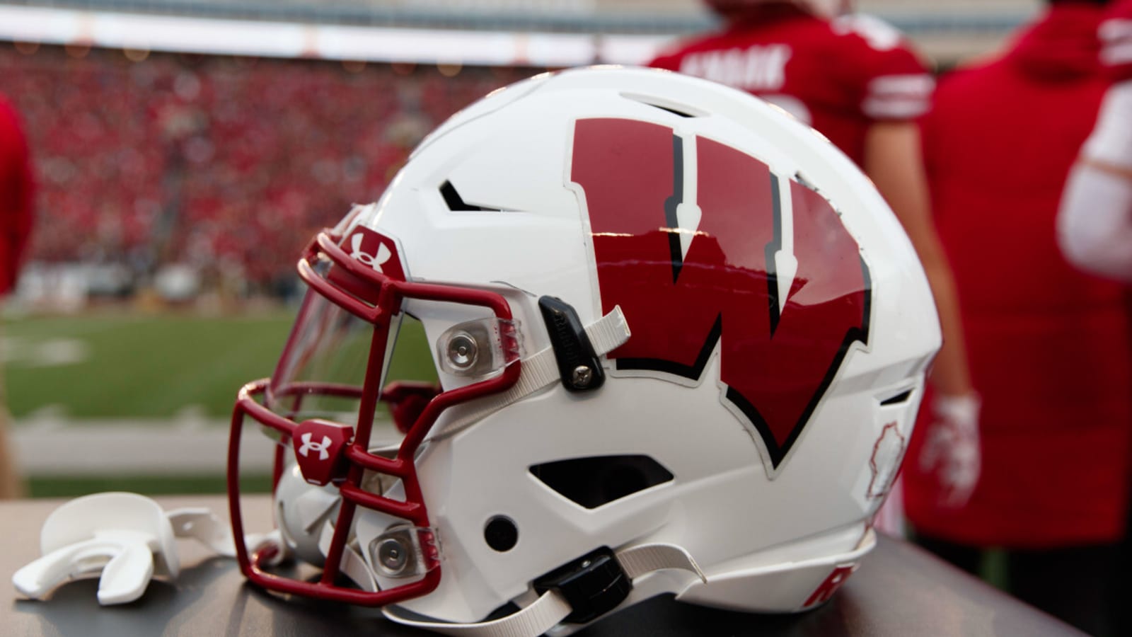 Badgers Battling SEC for 3-Star Safety Jowell Combay