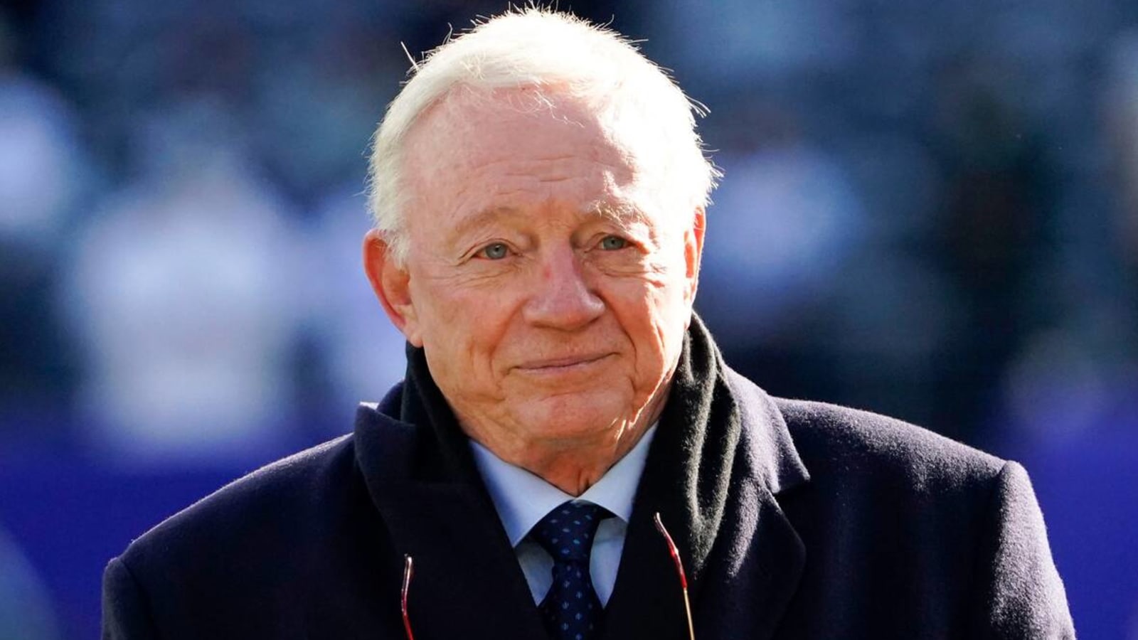 Jerry Jones blasts Dallas mayor over Chargers proposal