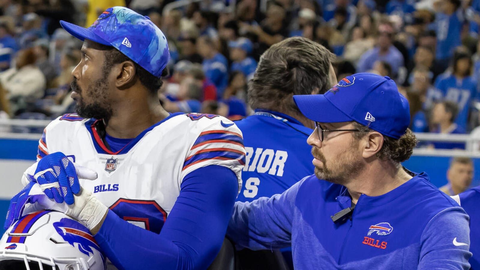 Report: Bills fear knee sprain for Von Miller