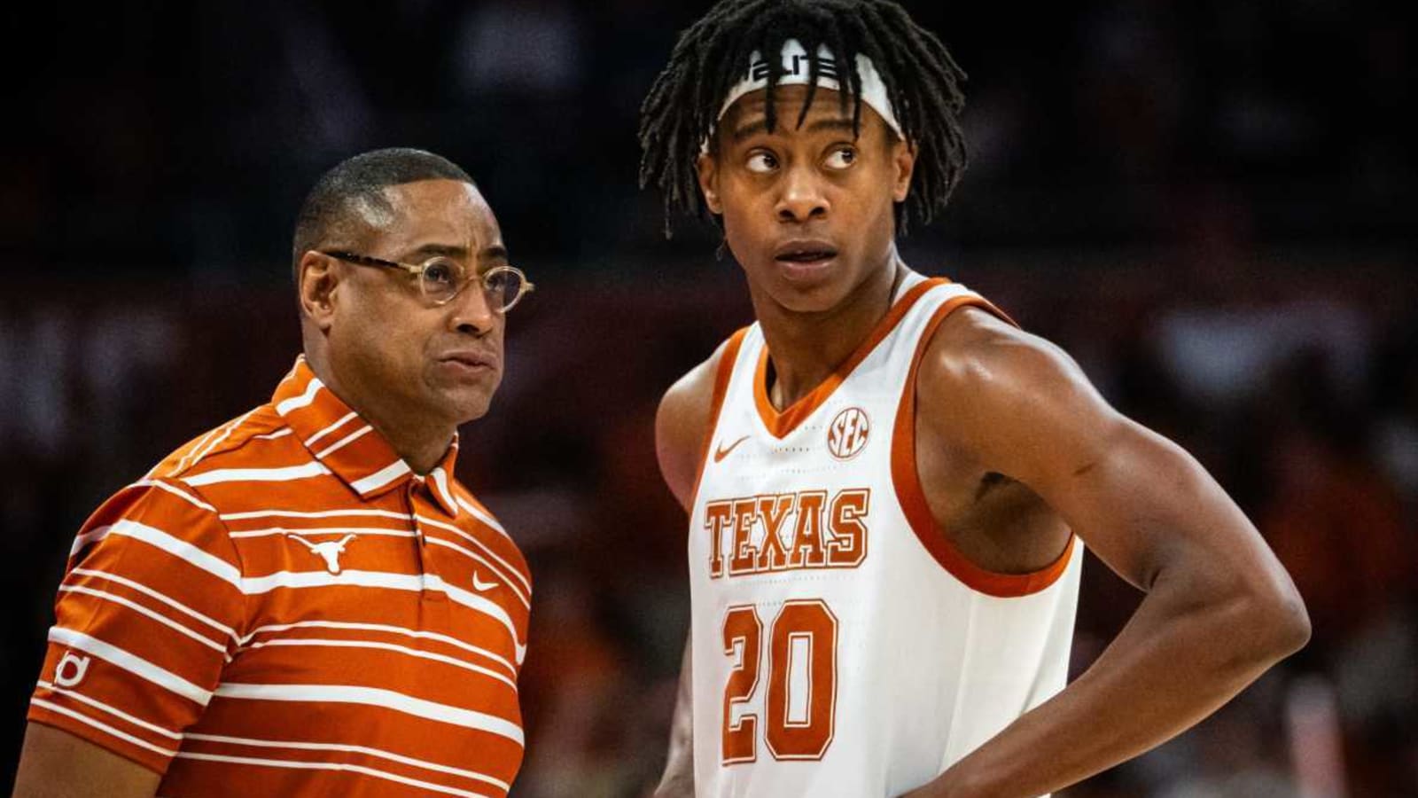Tre Johnson shows Carmelo Anthony why he’s the future of Texas basketball by closing out win over Syracuse