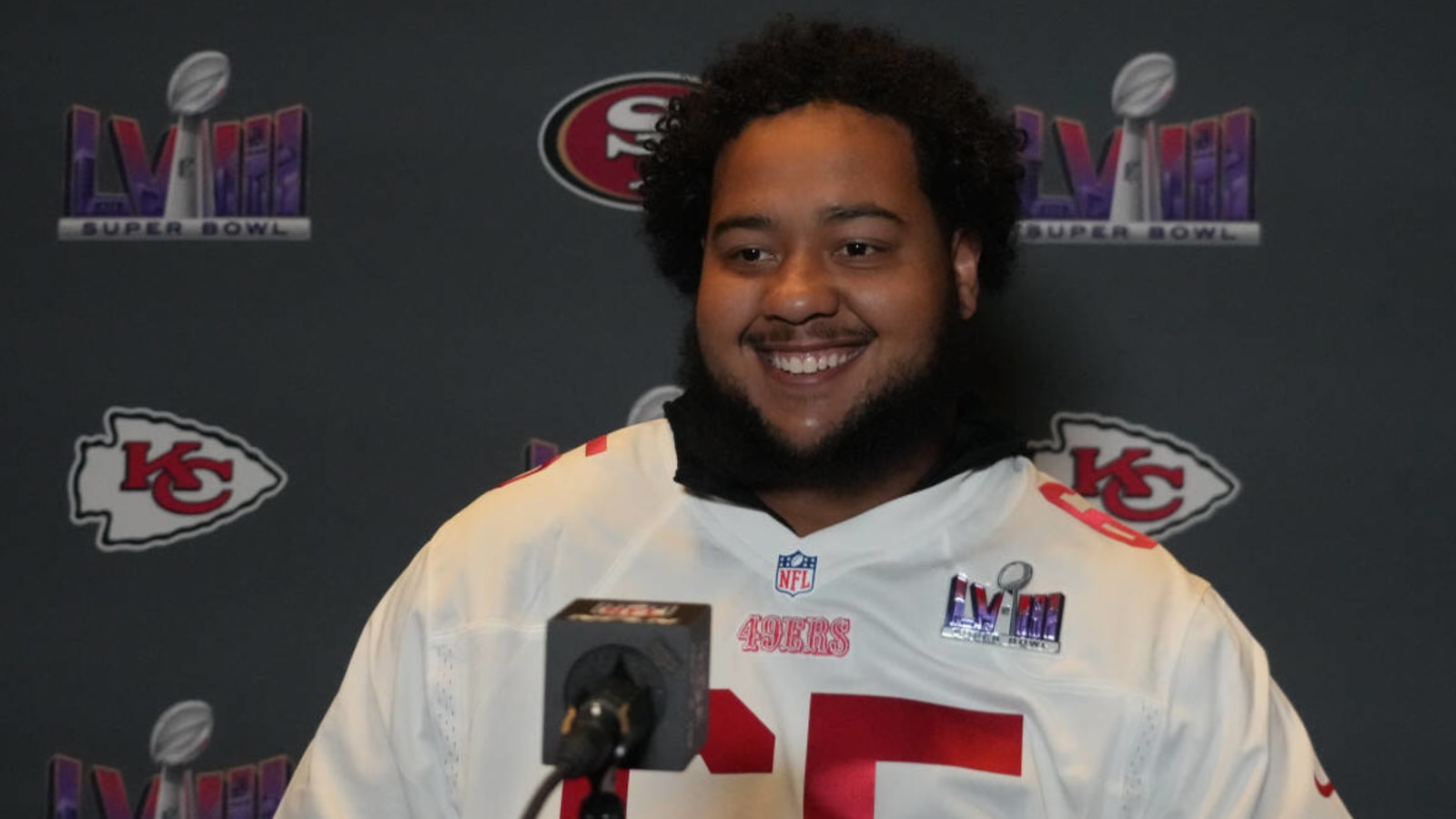 How 49ers&#39; Aaron Banks Flipped the Script After Rough Rookie Season