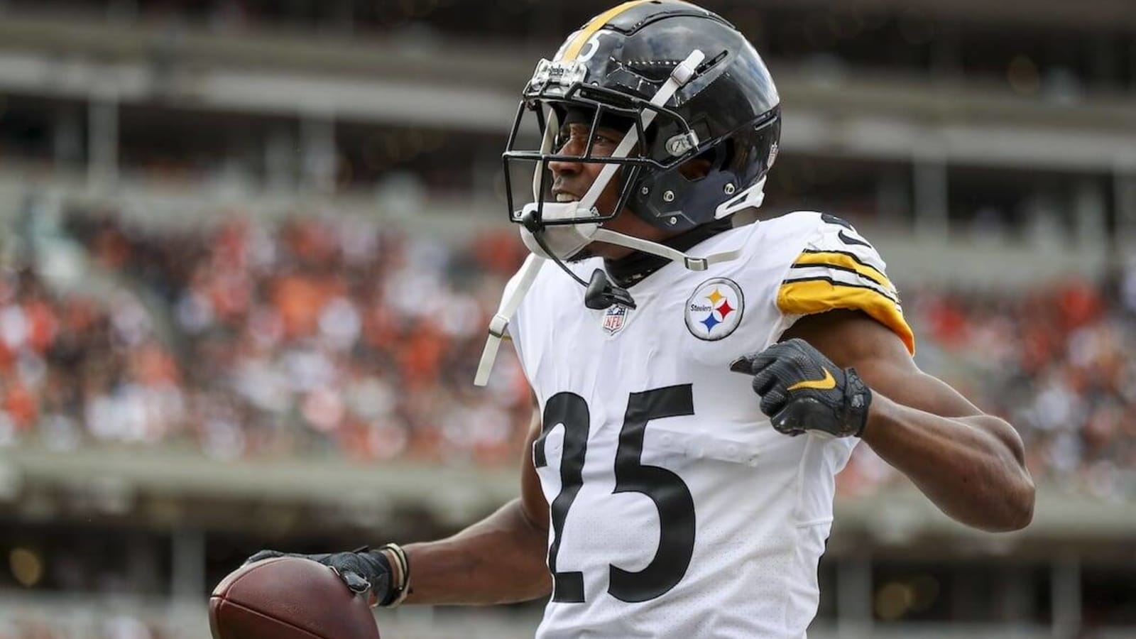 Steelers CB Ahkello Witherspoon Injured vs. Browns