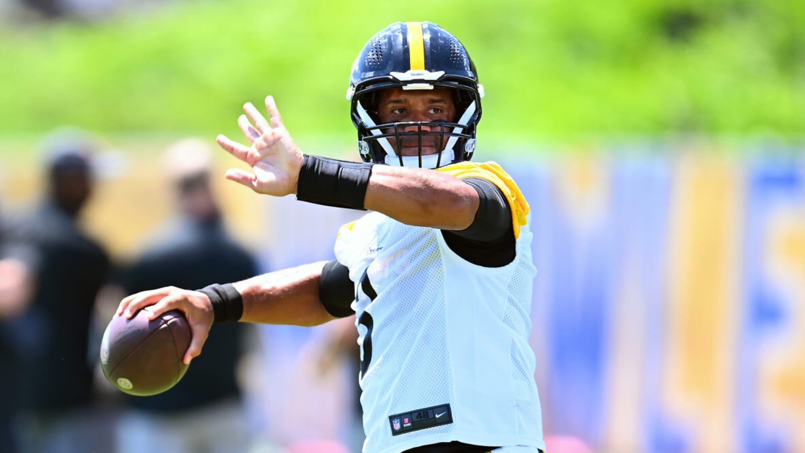 The Steelers Have Reportedly Made Decision On Russell Wilson&#39;s Contract
