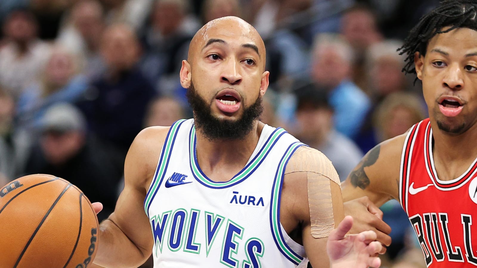 Kings agree to one-year deal with veteran guard
