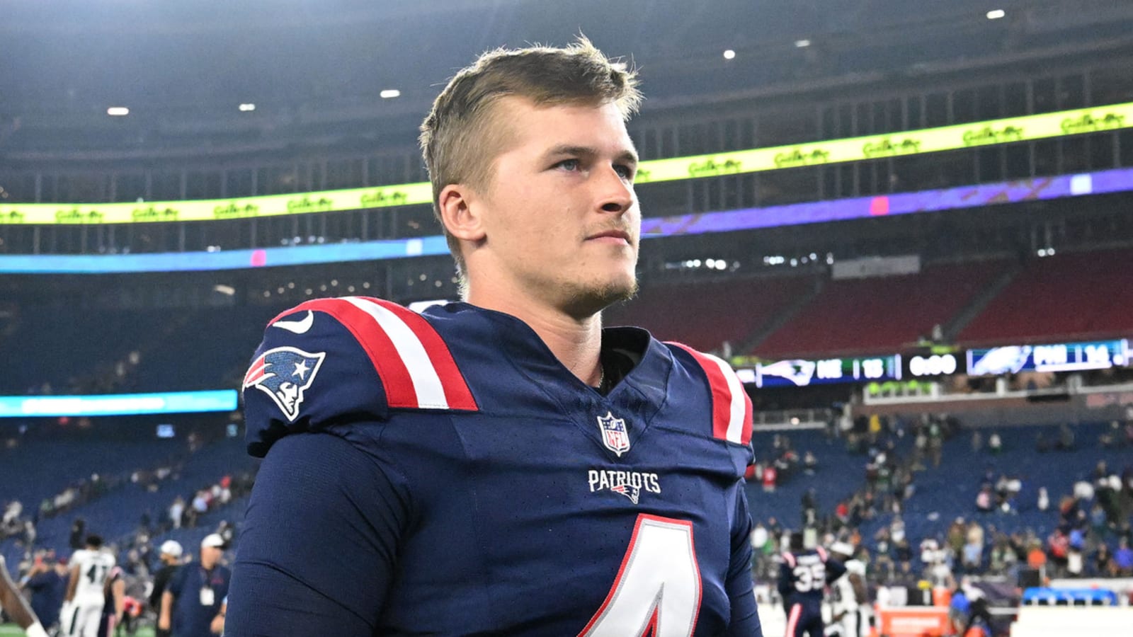 Recently released Patriots QB signs with Chiefs