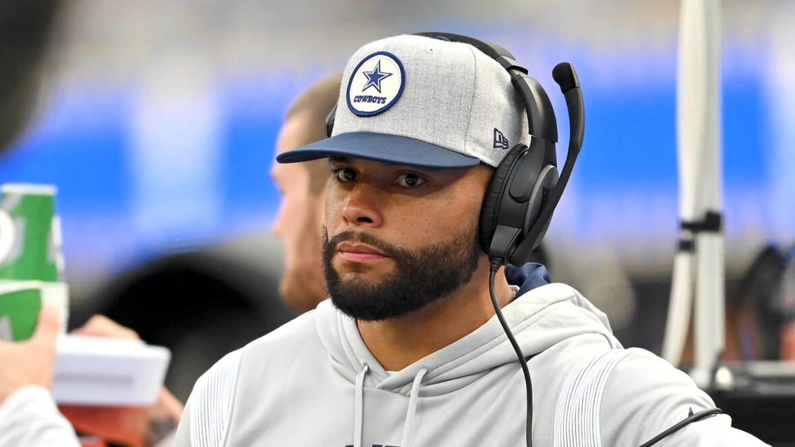 Cowboys’ Prescott throws ahead of ‘Sunday Night Football’ Yardbarker