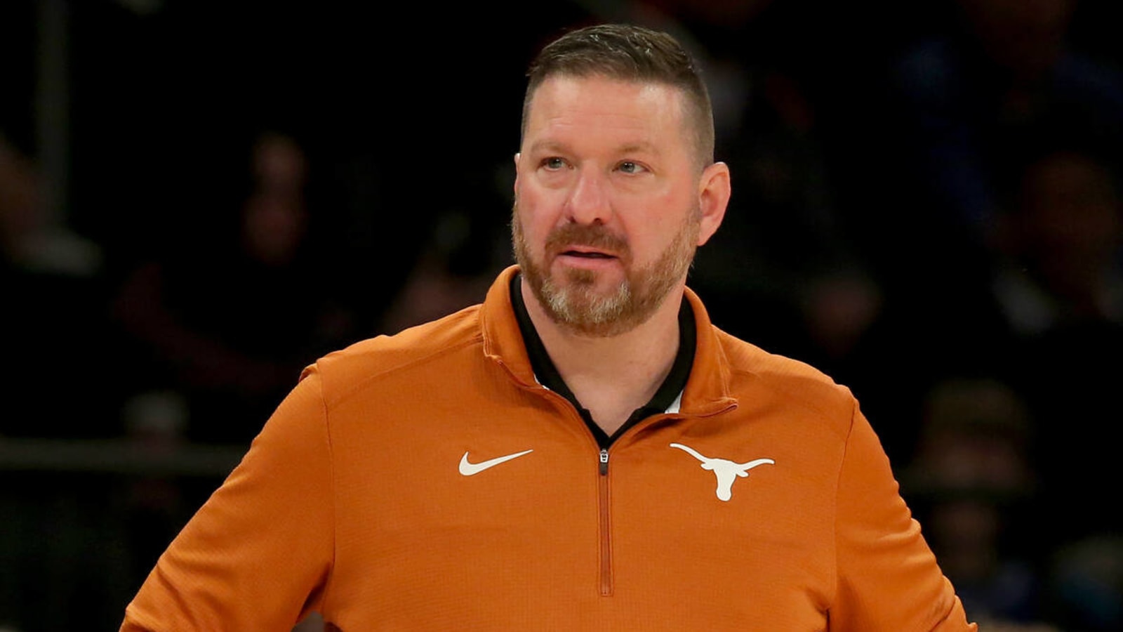 Chris Beard reportedly a top candidate for head-coaching job