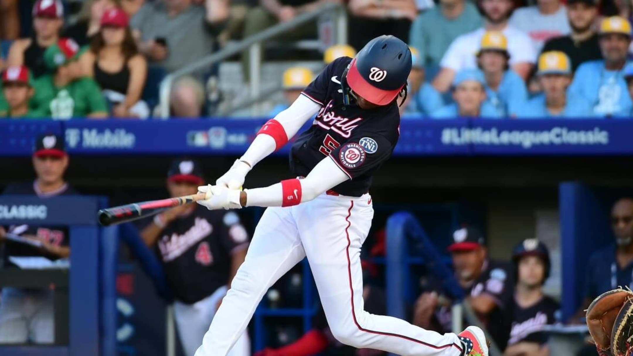 ESPN on X: Bryce Harper with the Phillie Phanatic bat for the MLB