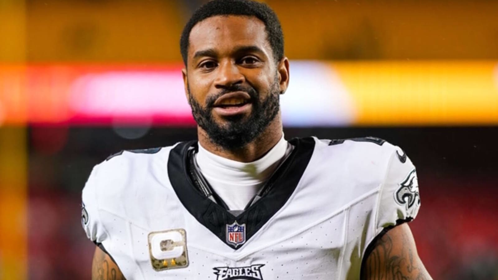 Eagles&#39; Darius Slay, Matt Patricia hug out past beef