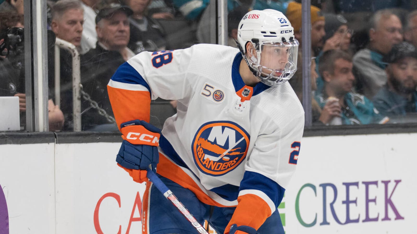 Islanders defenseman back skating with team