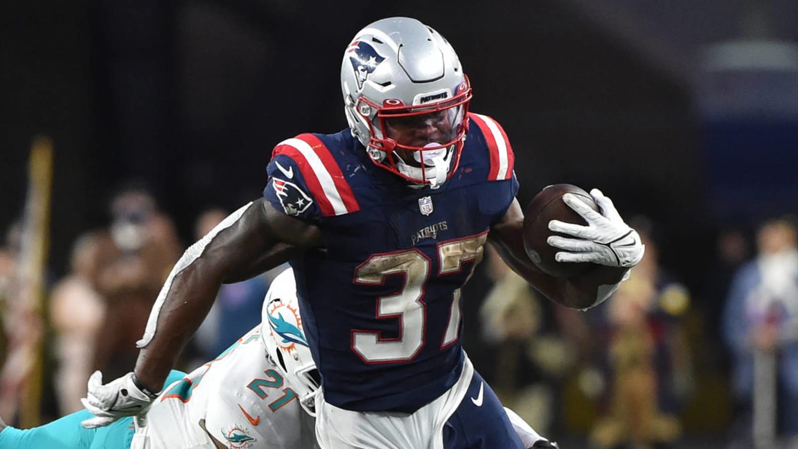 Patriots' Damien Harris won't let crucial late-game fumble define him