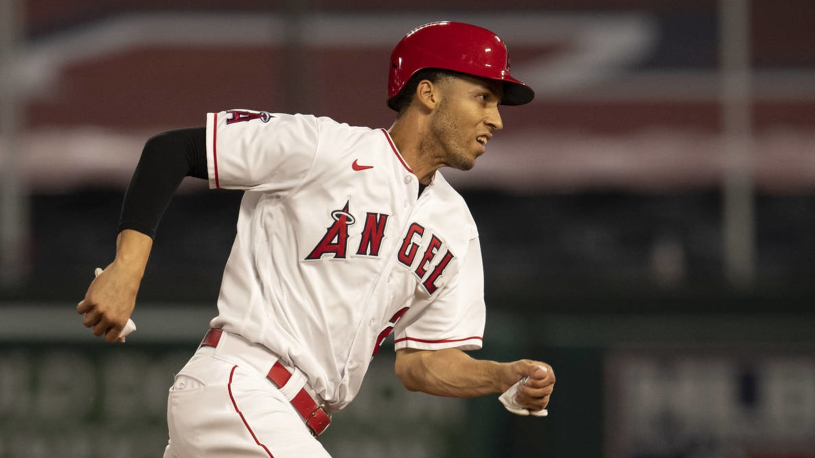 Twins beef up infield with Andrelton Simmons for $10.5M