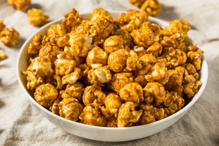 Caramel corn