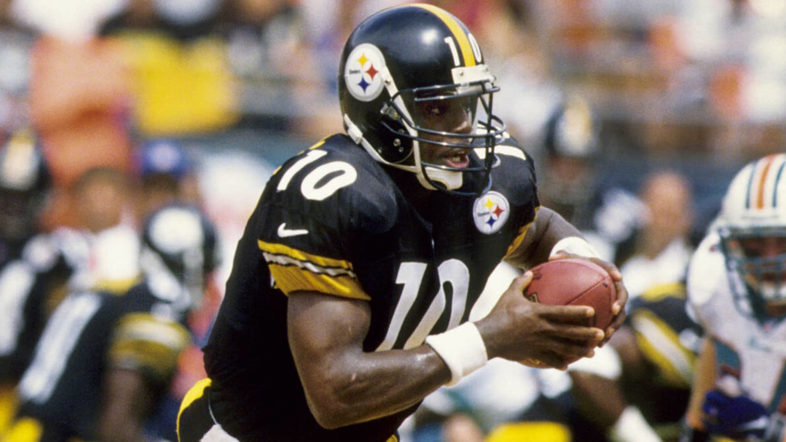 Former Steelers QB Kordell Stewart Says Being An Unconventional Player Hurt Him: 'They Weren&#39;t Ready For Me'