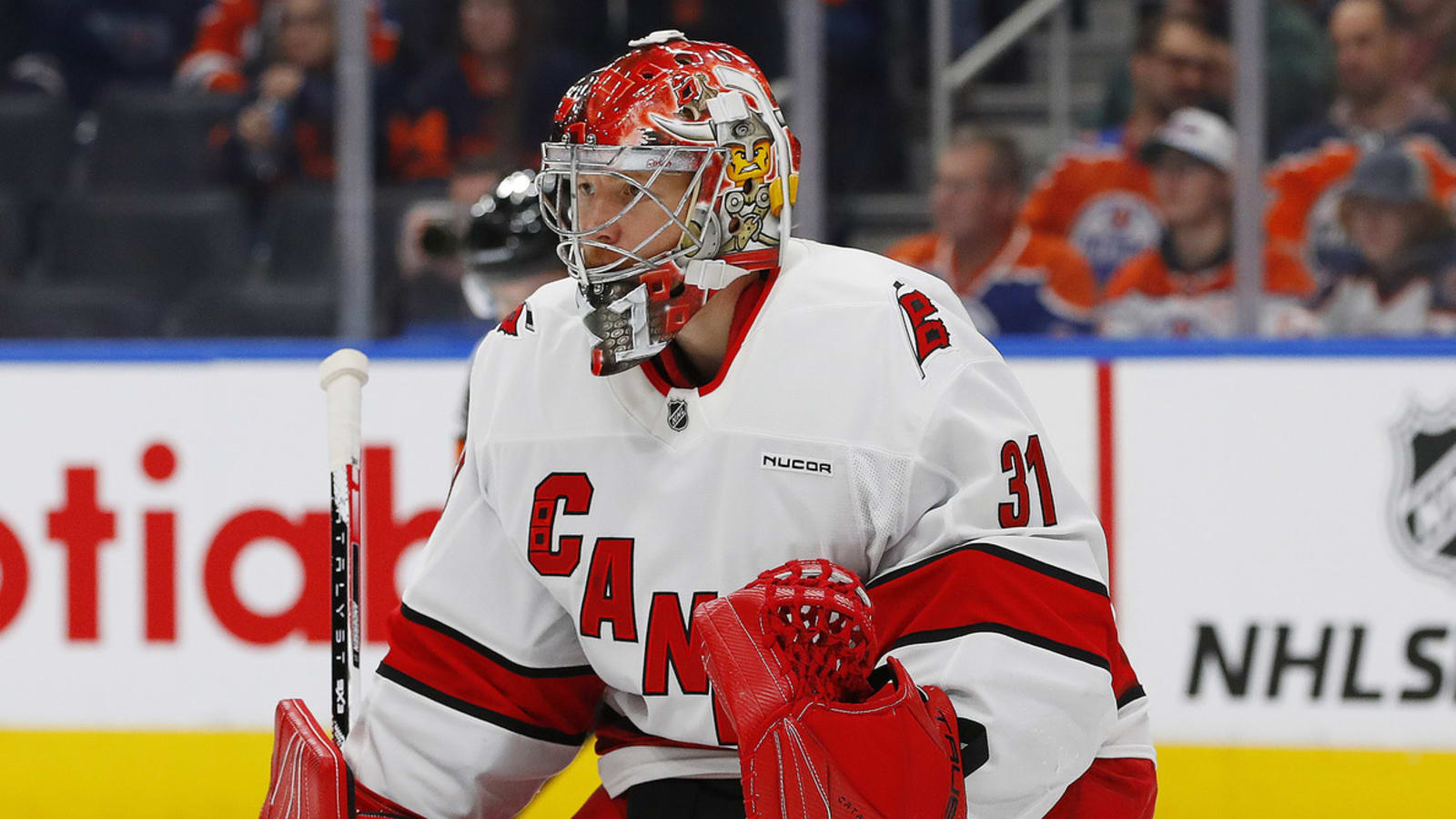 Hurricanes goalie expected to miss at least two months due to knee surgery