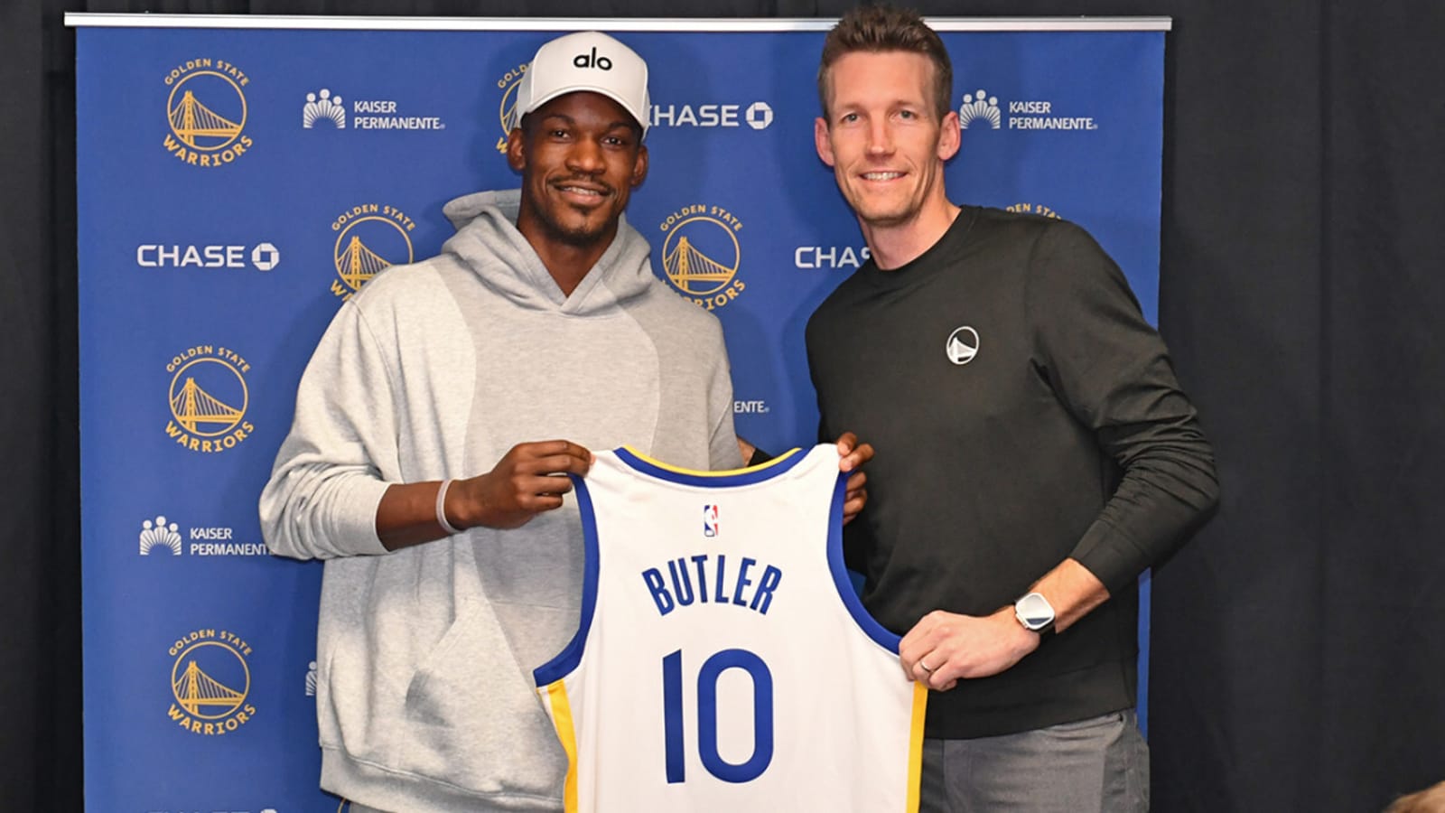 Warriors GM Sends Strong Message About Offseason Plan