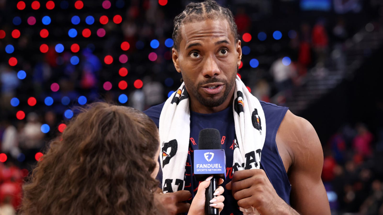 Fans Get Update On Kawhi Leonard&#39;s House Amid California Wildfires