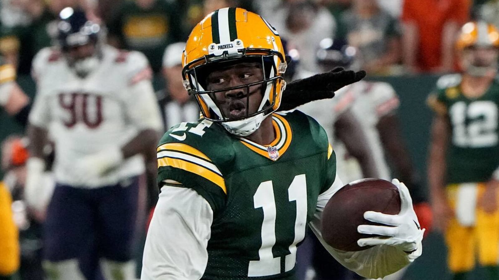 Packers' Sammy Watkins stands with Aaron Rodgers on teammate comments