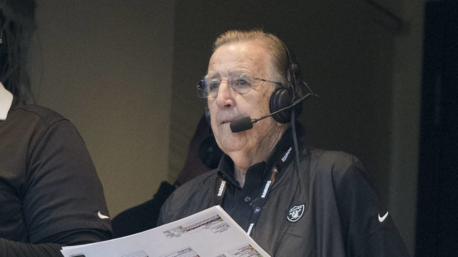 Brent Musburger shares statement on death of Irv Cross