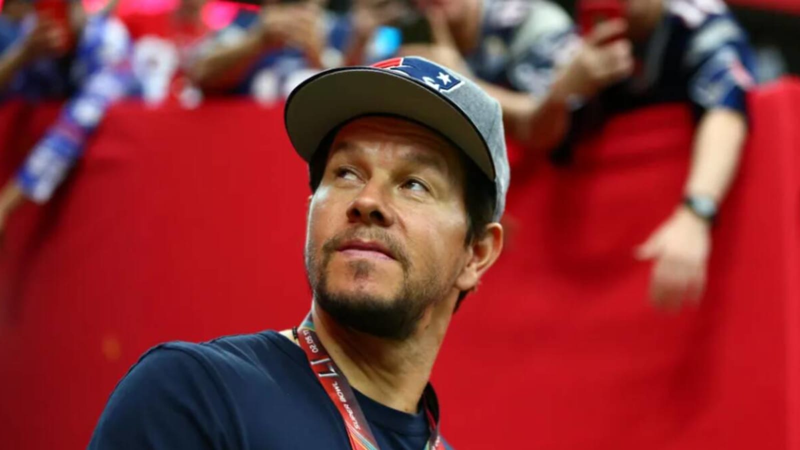 Wahlberg: Wife &#39;Turned on Patriots!&#39;