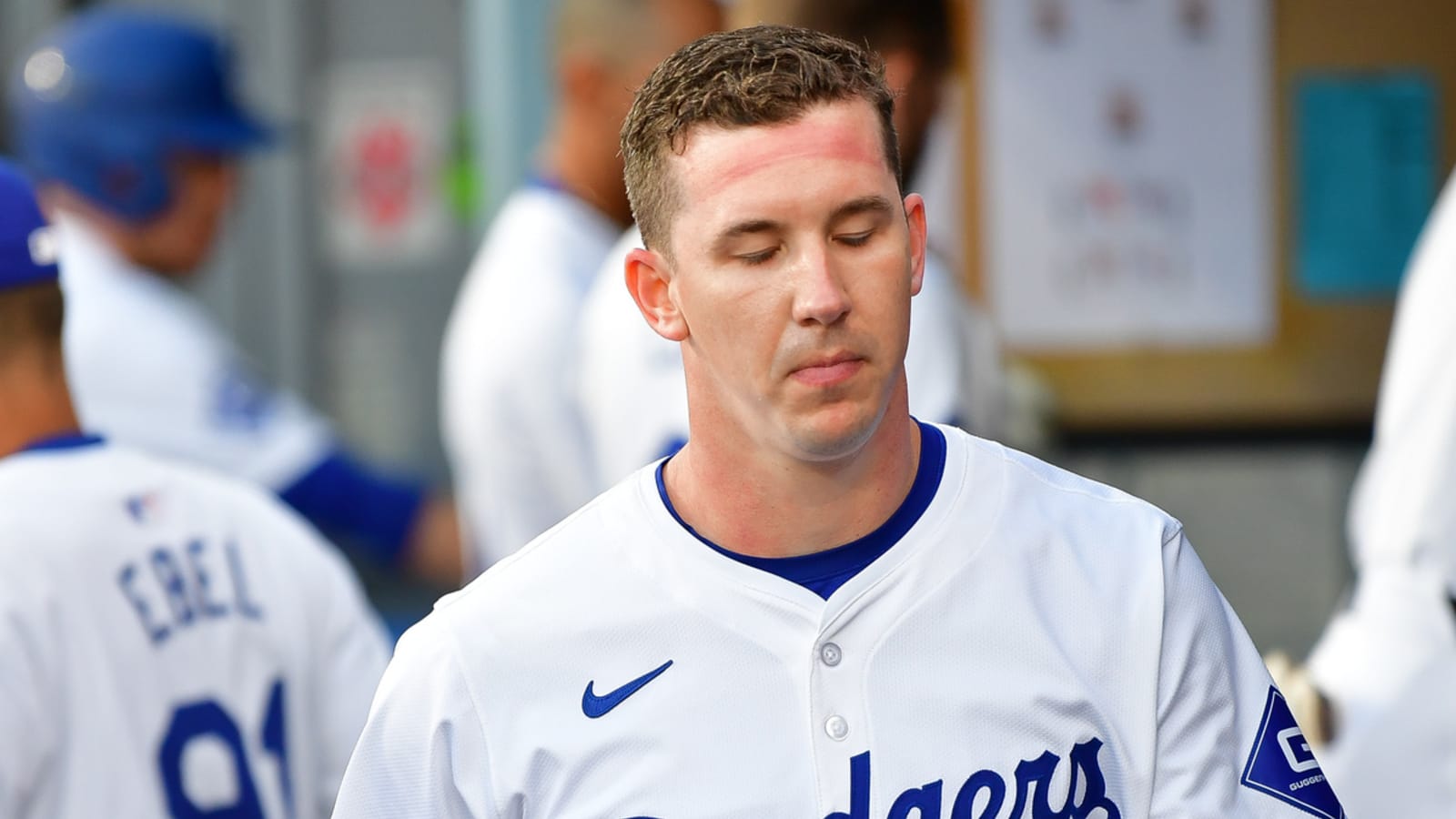 Dodgers place Buehler on 15-day IL with hip inflammation