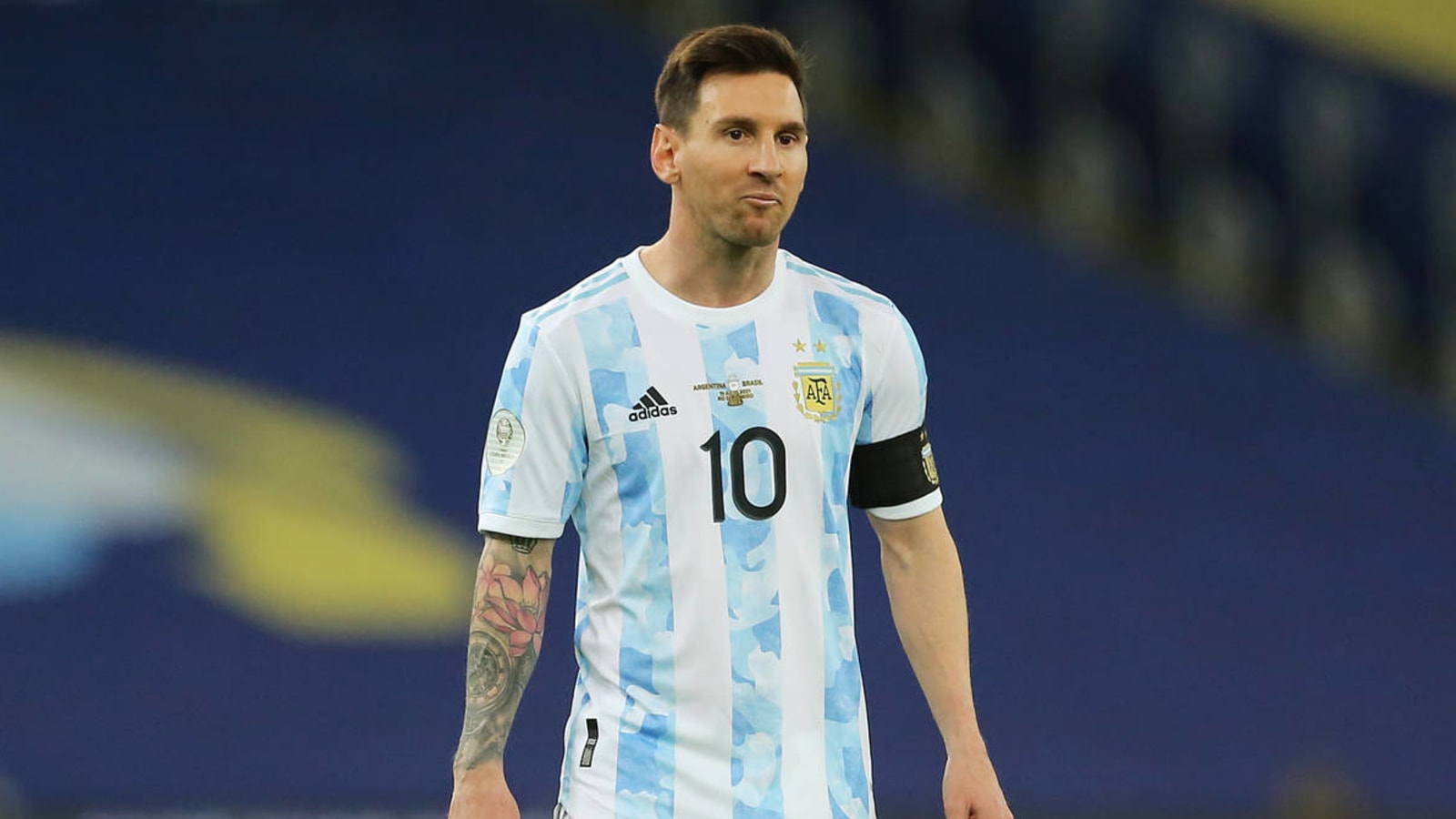 Lionel Messi officially won't re-sign with Barcelona