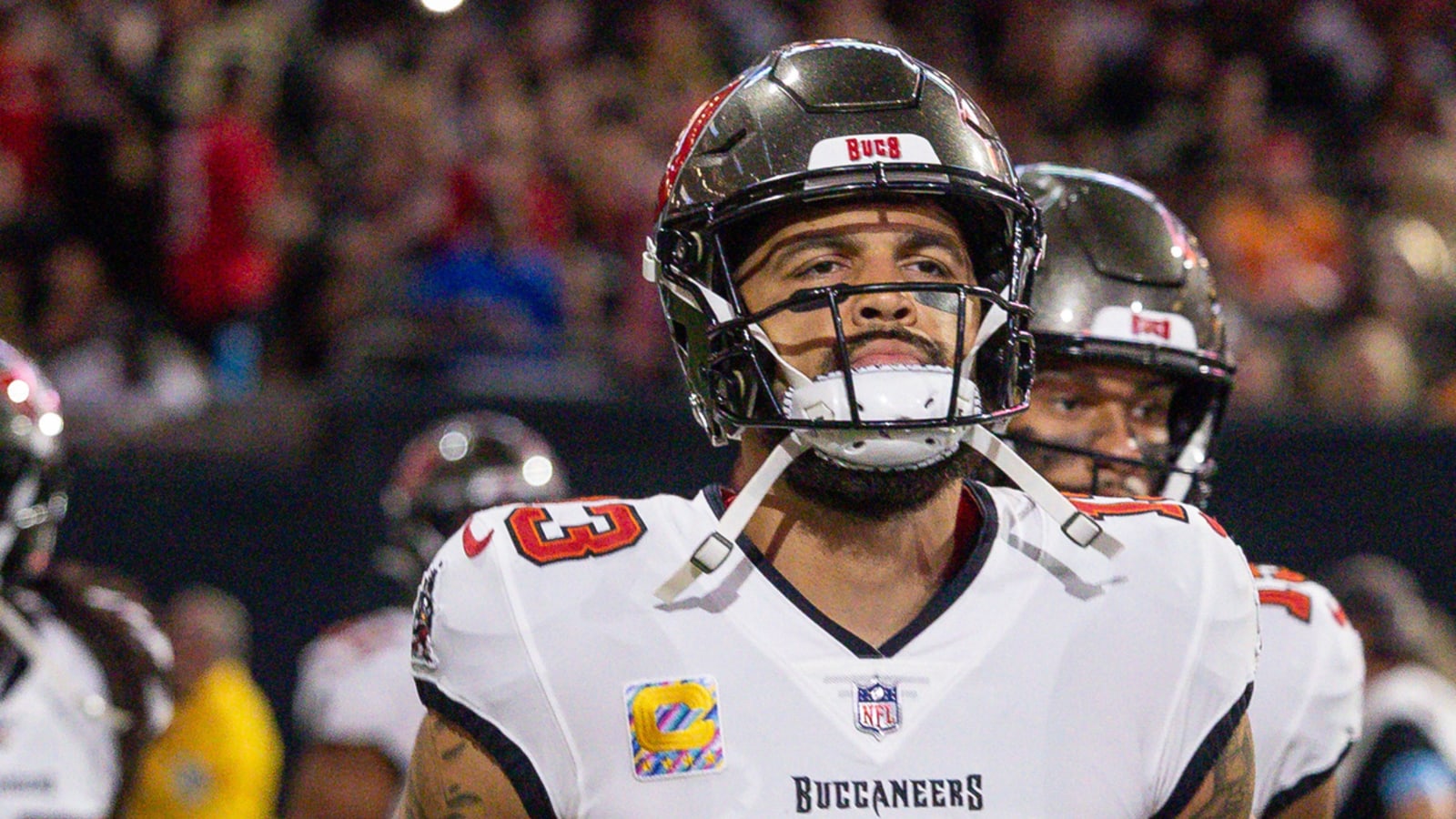 Watch: Bucs' Evans hits huge milestone on opening drive of 'MNF'