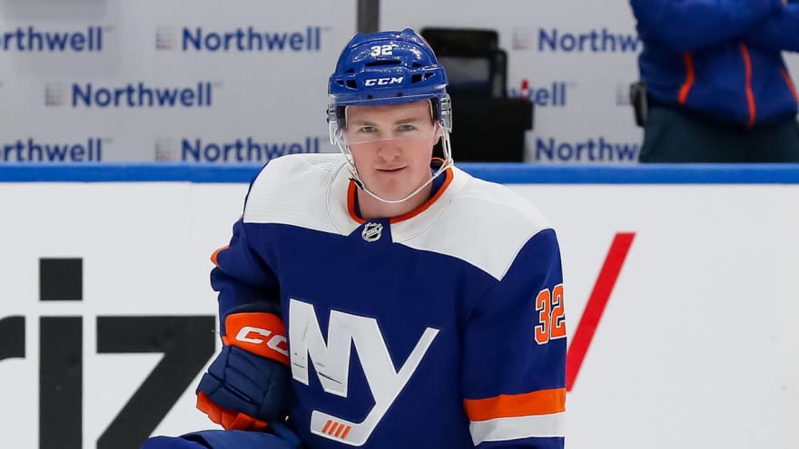 Islanders’ New Faces Can Lead Upset of Hurricanes