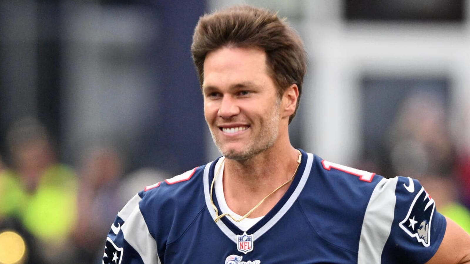 Tom Brady defends Bill Belichick amid awful Patriots season