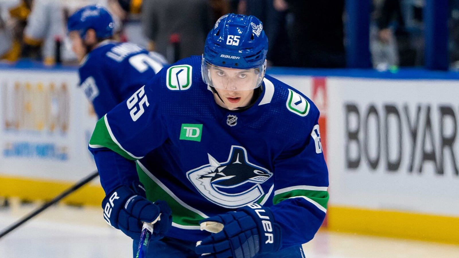 Blackhawks expected to acquire two players in trade with Canucks