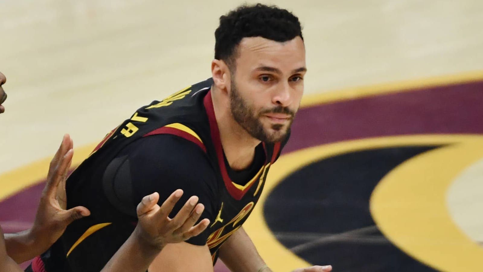 Larry Nance Jr. likely out for season with broken thumb