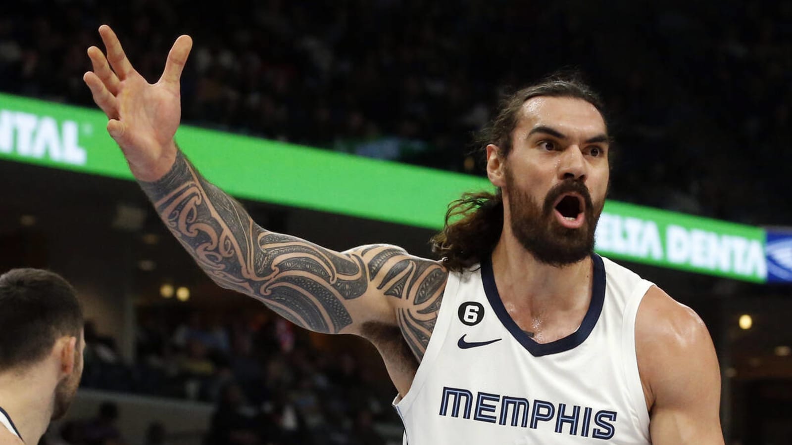 Grizzlies center Steven Adams out for season due to right knee