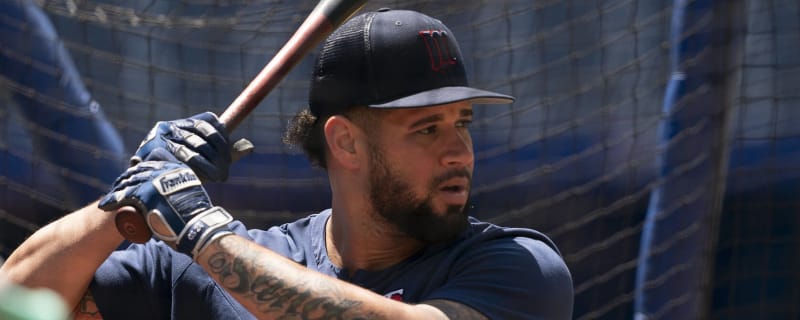 Twins, Gary Sanchez avoid arbitration