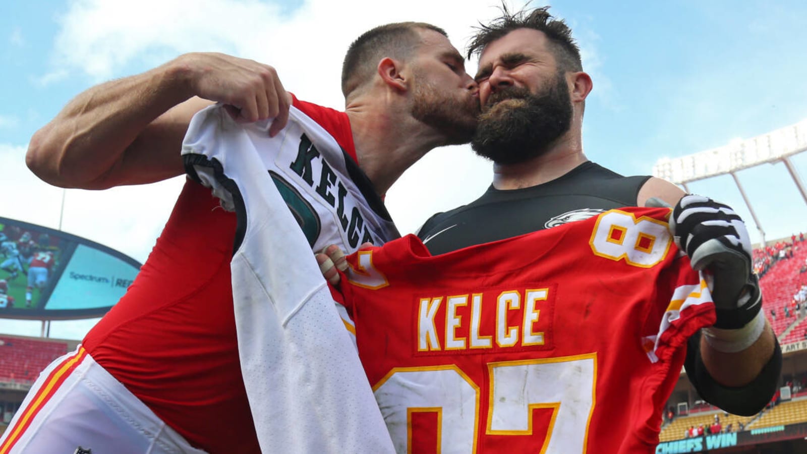 Travis Kelce posts heartwarming tribute for Jason Kelce on National Siblings Day