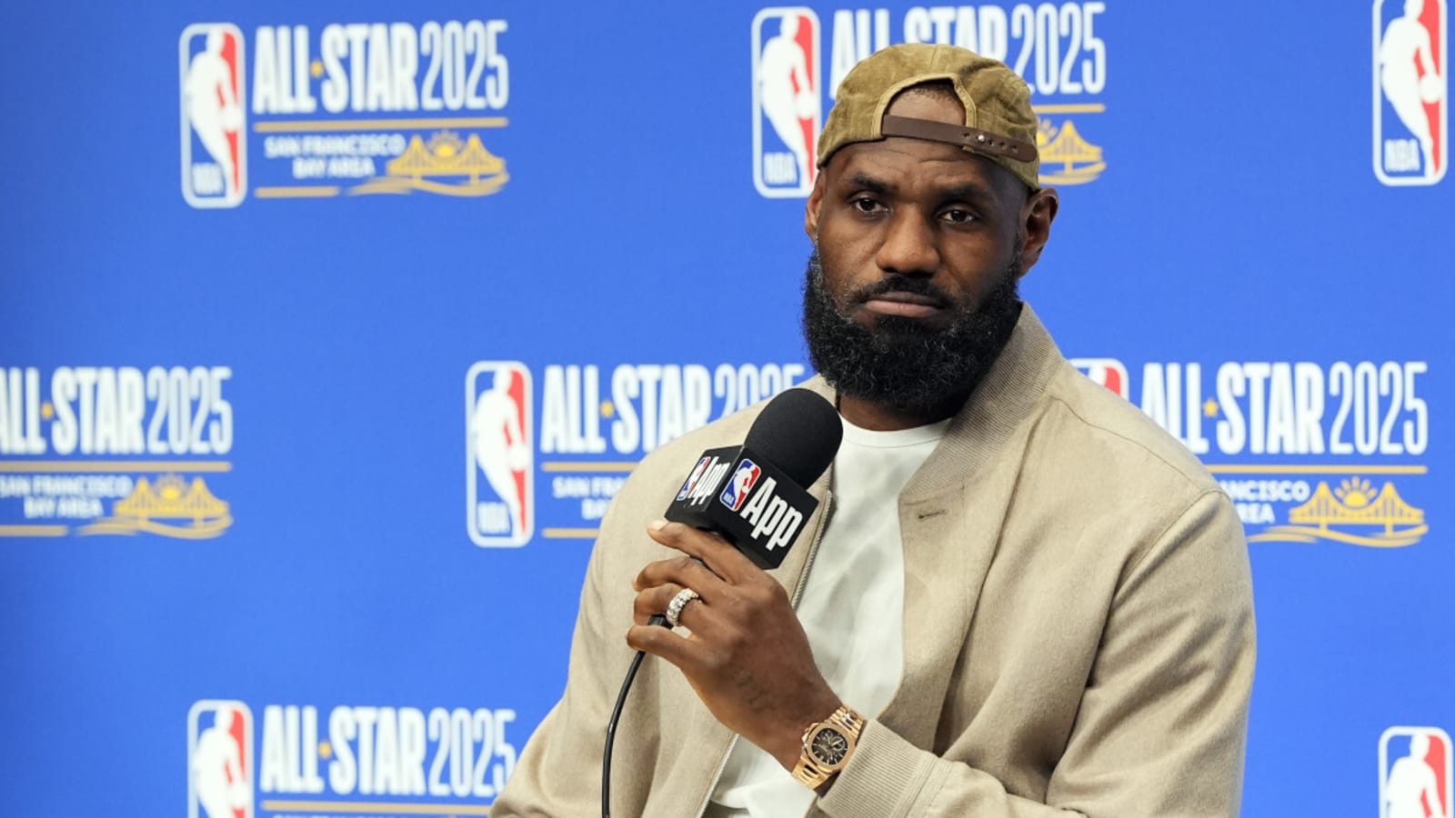 LeBron James Announces He&#39;s Taking Up A New Sport