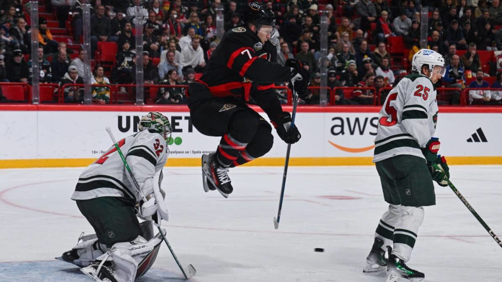 Gustavsson&#39;s homecoming effort isn&#39;t enough as Senators beat Wild in Sweden