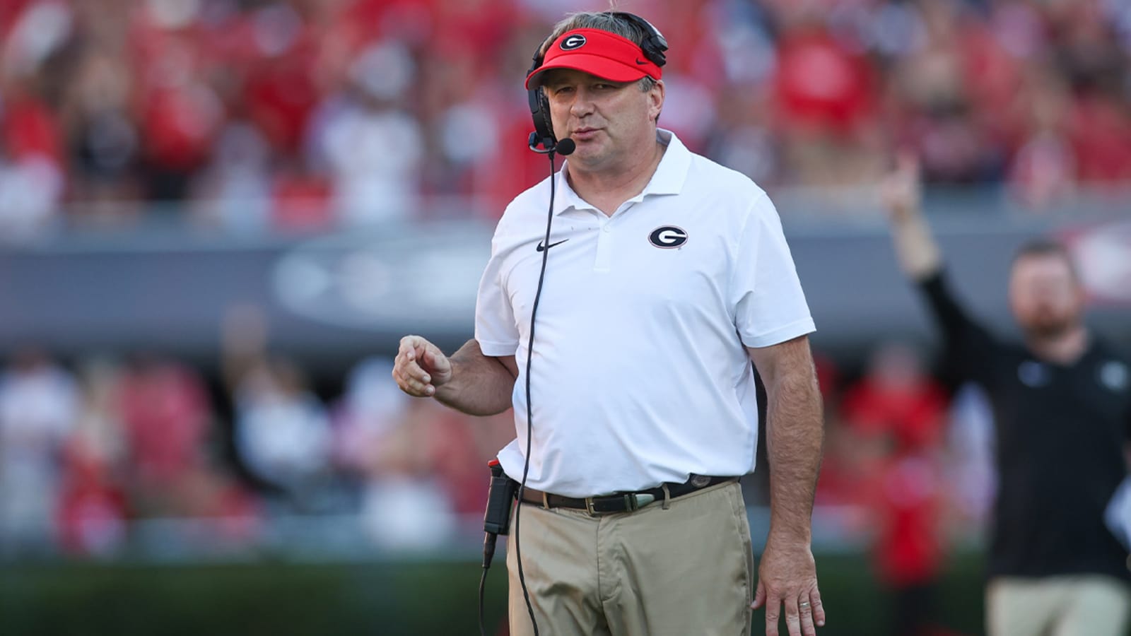 Georgia’s Kirby Smart catches fans’ ire after shoving Mississippi State QB