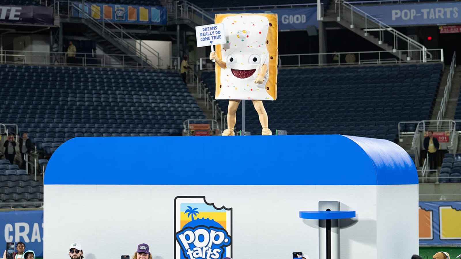 PopTarts Bowl unveils unreal trophy for 2024 contest Yardbarker